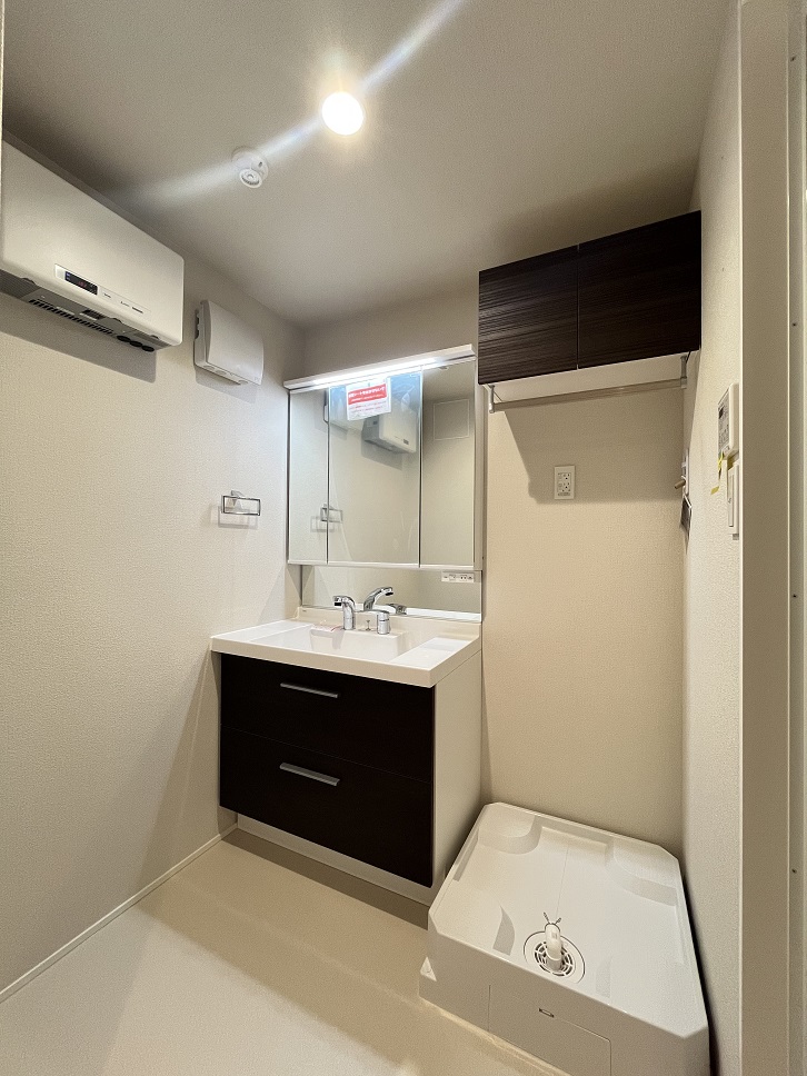 アルビオン　コート 207号-9