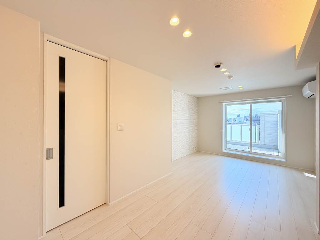 グリナージュ　リリア 404号-3