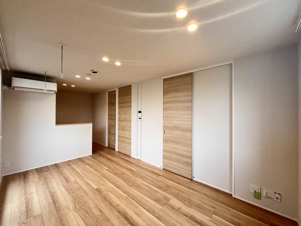 リノグレイス 202号-3