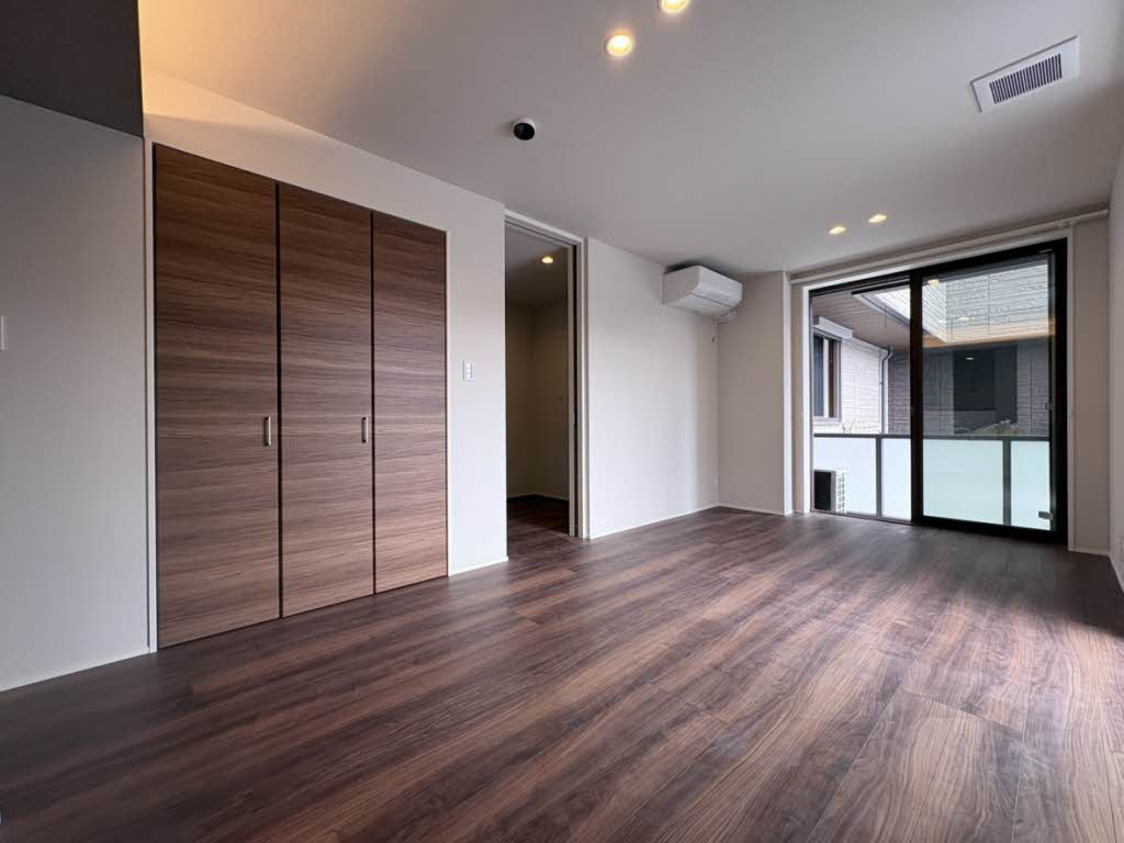 セントリビエ江北 102号-2