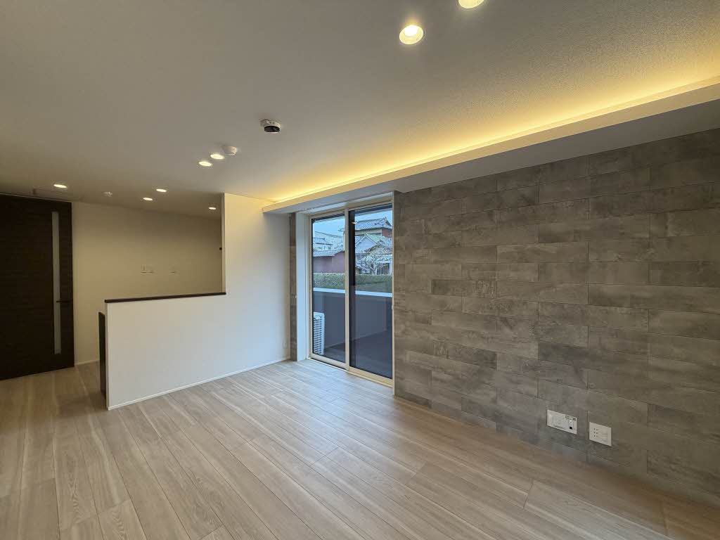 グランシャリオ 102号-2