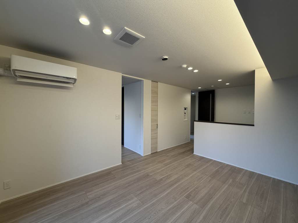 グランシャリオ 201号-3
