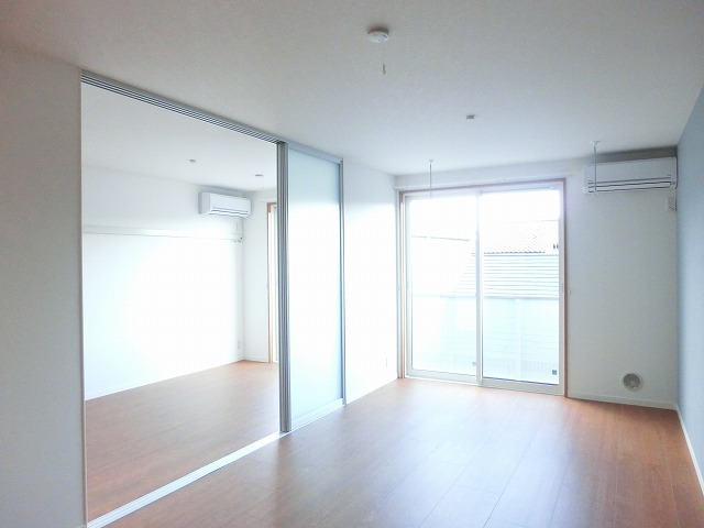 メゾン・ド・リンネル 201号-2