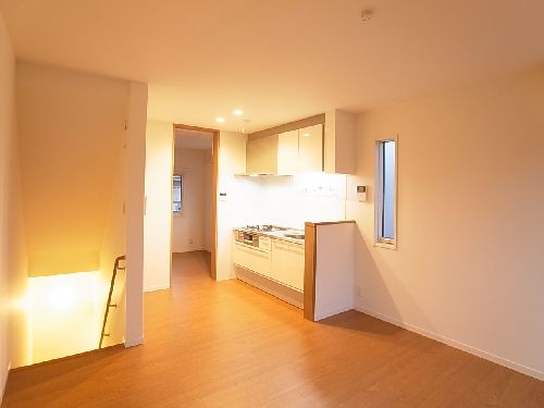 コモドシェルタ三鷹 101号-3