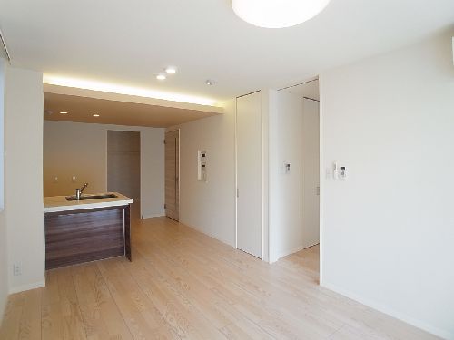 Ｓｅｒｅｎａｖｉｌｌａ 102号-4