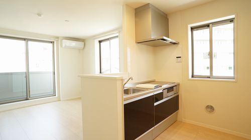 ゴールド・ウエスト世田谷 301号-2