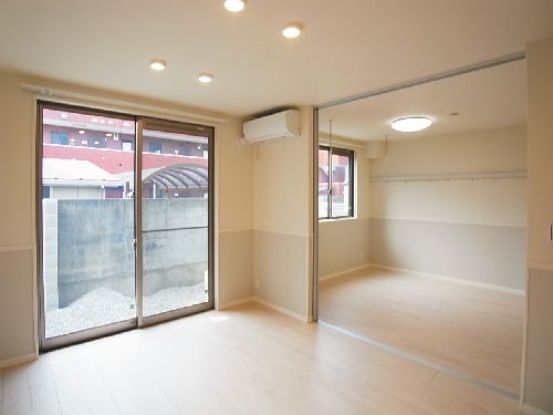 Ｇｒａｎ　Ｒｏｏｍｓ　深大寺 101号-3