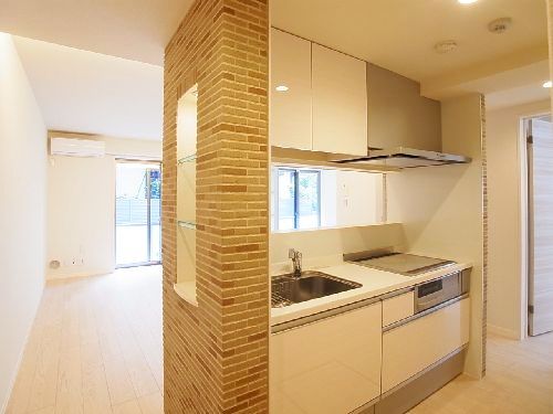 グレイスタイム三鷹 102号-2