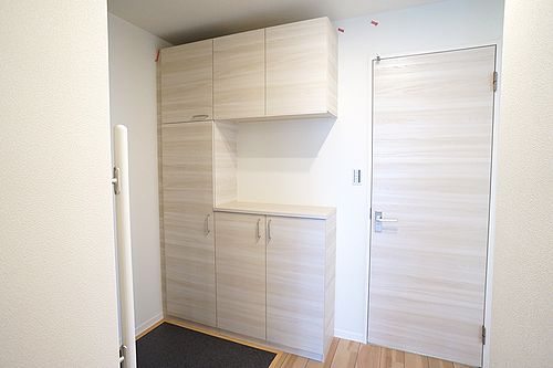 ヴェルメリオ 301号-8