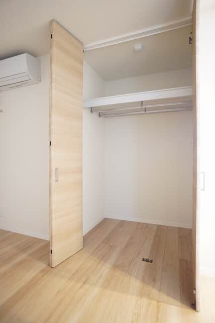 ＦＯＲＥＮＡ 303号-5