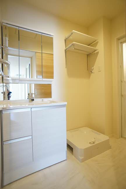 ＦＯＲＥＮＡ 303号-9