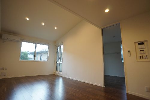 Ｏａｋ　Ｇａｒｄｅｎ 202号-3