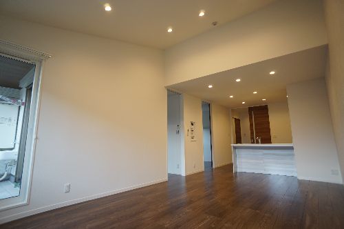 Ｏａｋ　Ｇａｒｄｅｎ 202号-4