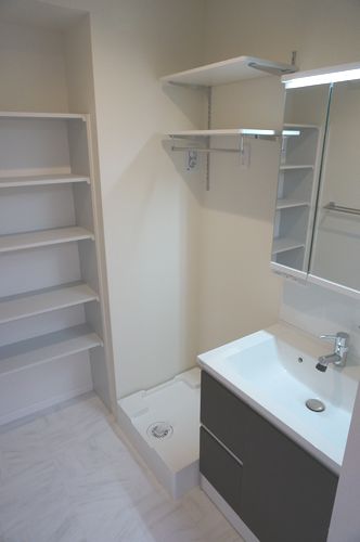 Ｇｒｕｎｅｒ　Ｏｒｔ 102号-9