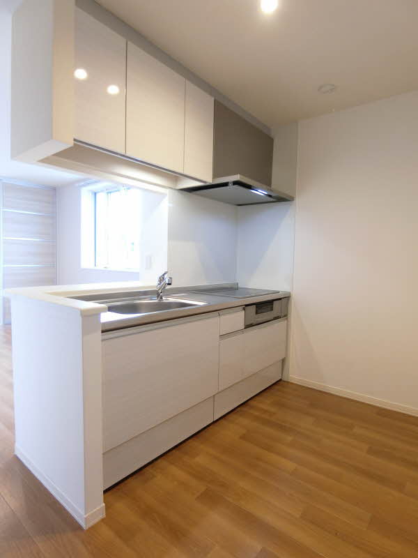 シャルム・パレ 302号-4