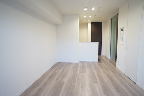 Village 402号-2