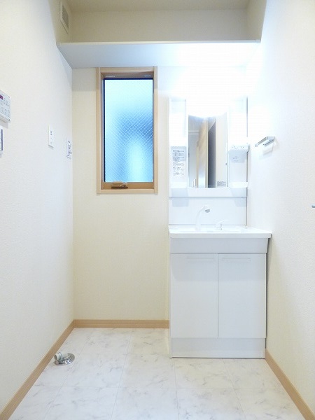 イズ上連雀 ZEN号-7