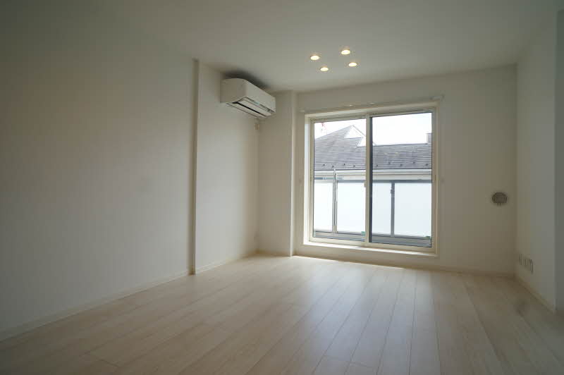 シーバン・フォス 203号-2