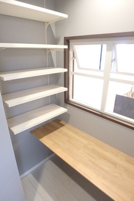 クレスティーク 302号-8