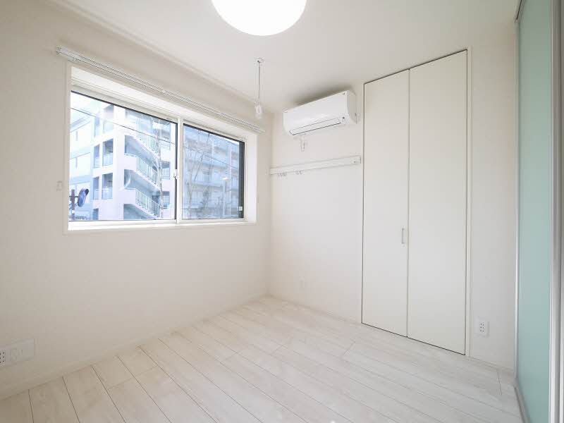 ル　アヴィオン 101号-4