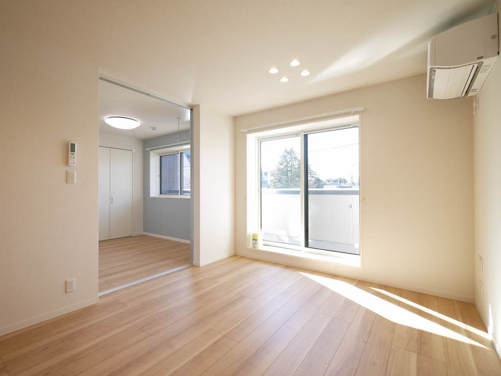 ル　アヴィオン 203号-3