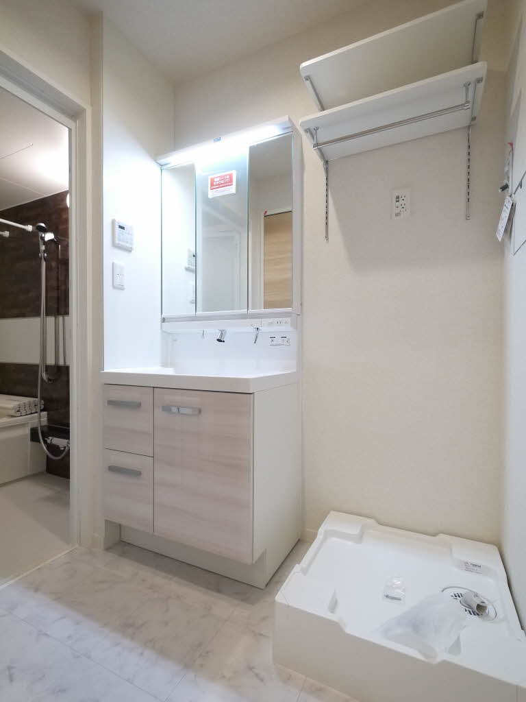 ル　アヴィオン 203号-11