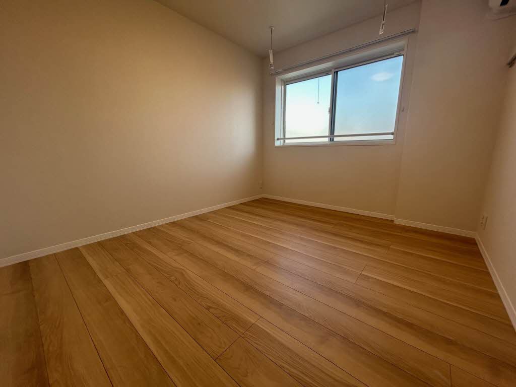 トリシューラ　タキザカ 202号-5