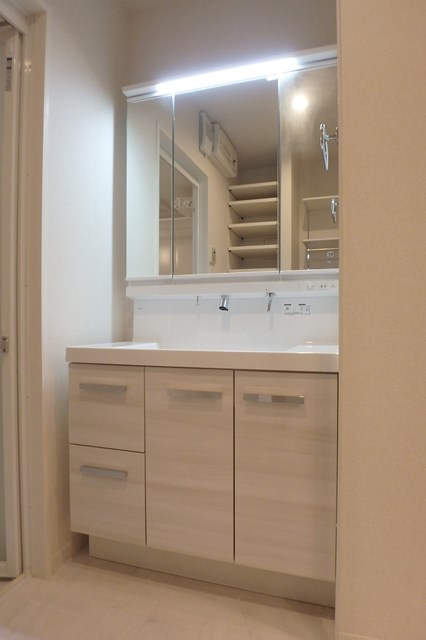 ルイージ 203号-4