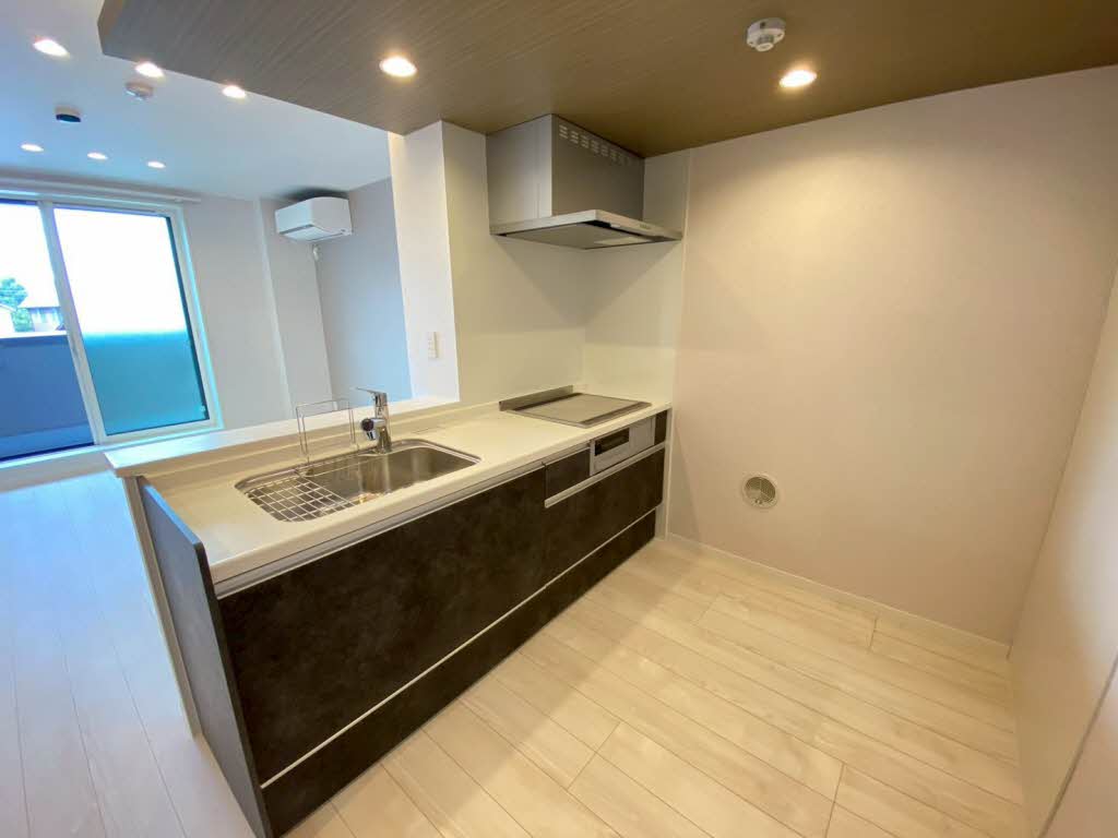 シャーメゾンハレムサシノ　マーリエ 201号-3