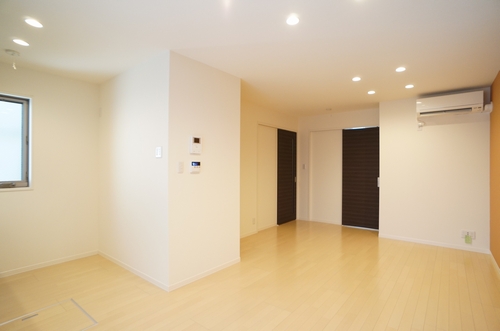 シャーメゾン平井 101号-3