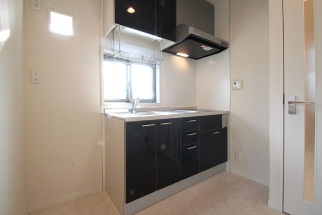 ヴィラージュ根岸 301号-5