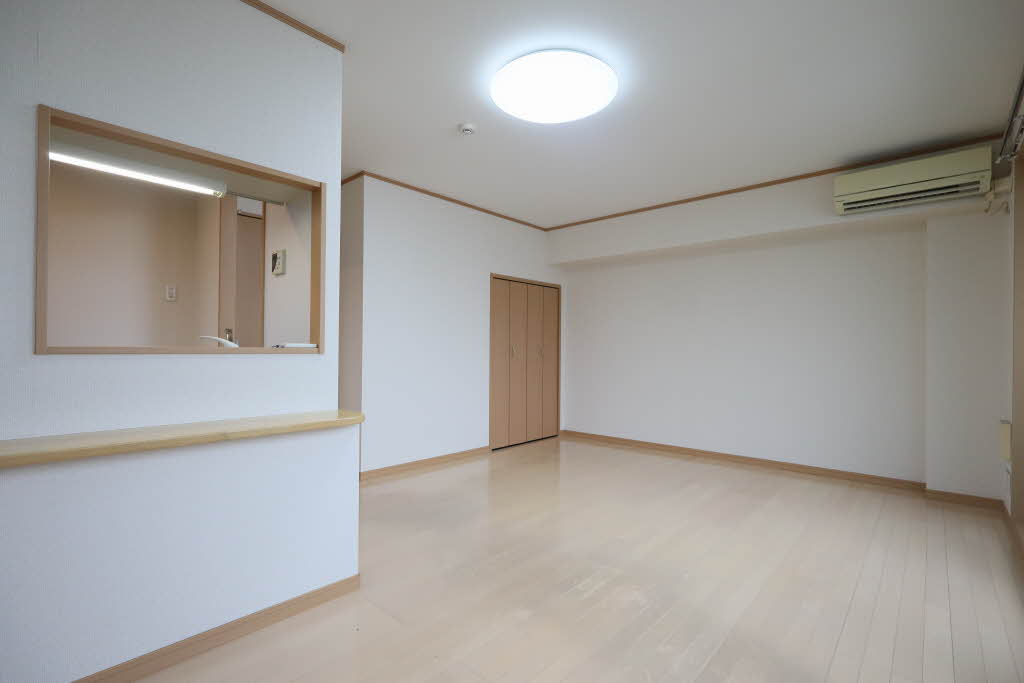 アンプルールフェール立川 303号-3