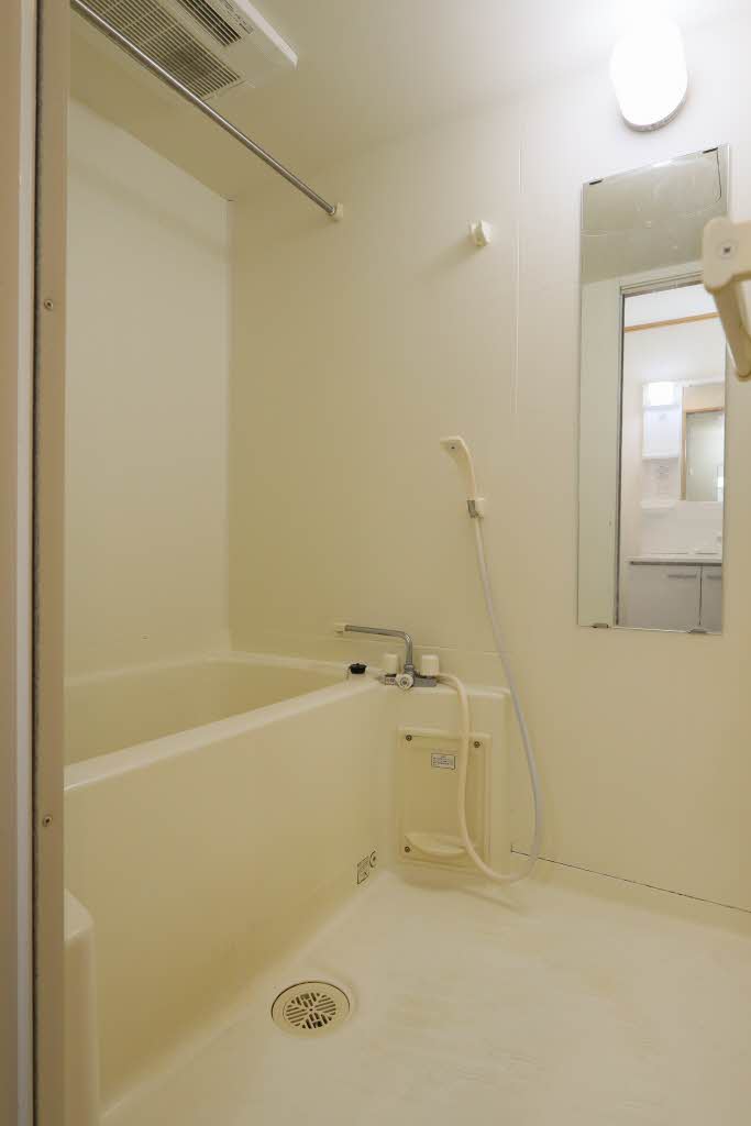 アンプルールフェール立川 303号-7