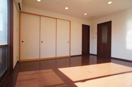 プチ　メゾン 201号-3