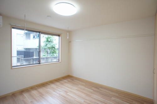 ハニービーハウス 101号-3