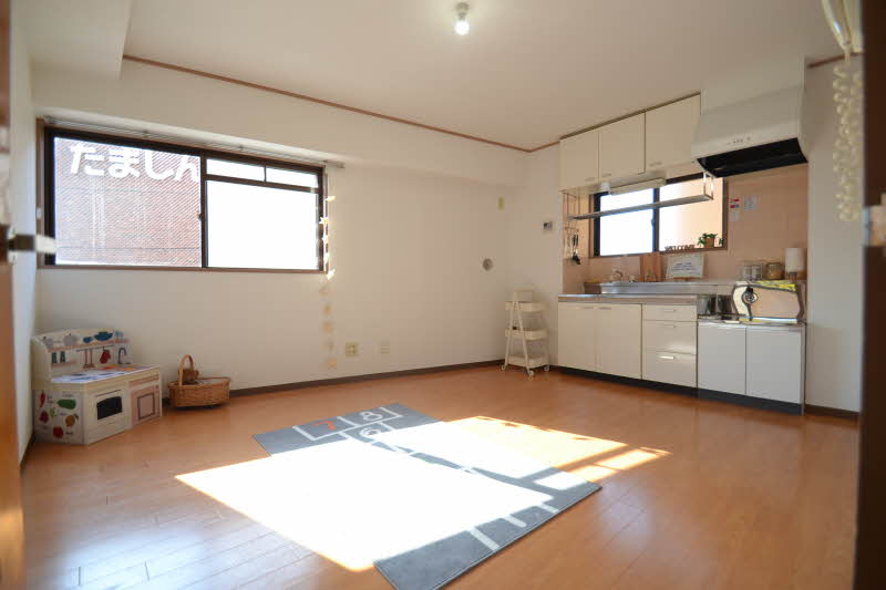 マンション田島 203号-2