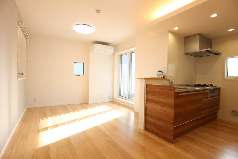 ブルーム 201号-3