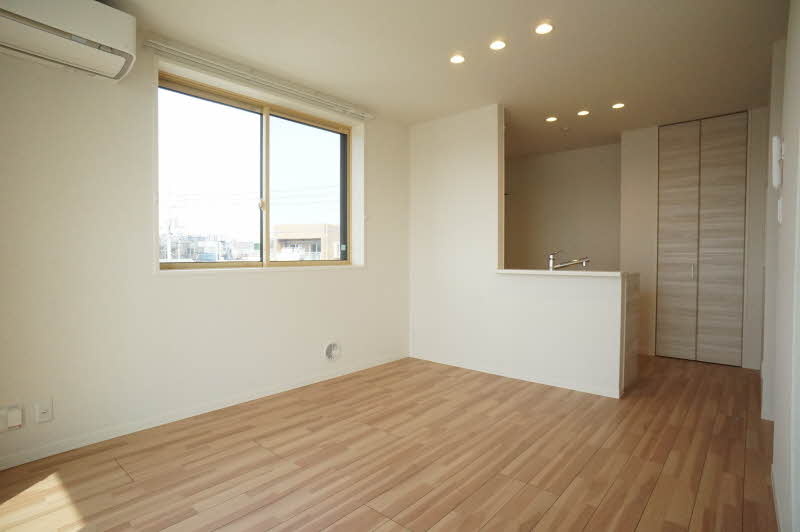 メゾン・ド・オウルⅡ 303号-3