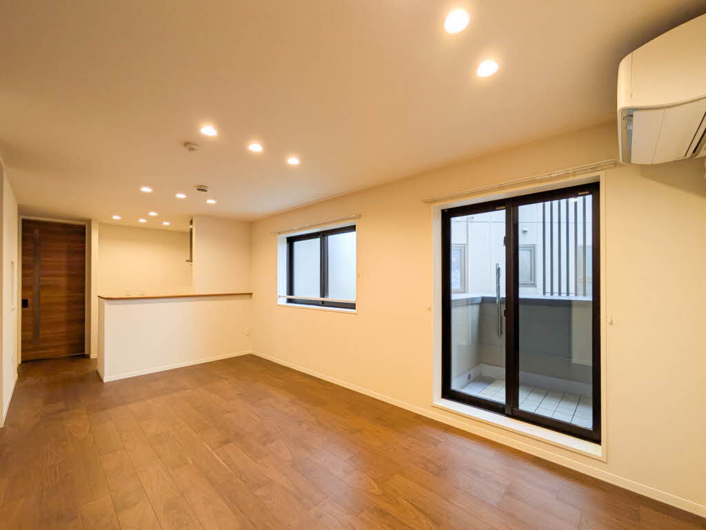 アリスティオ　国立 201号-2