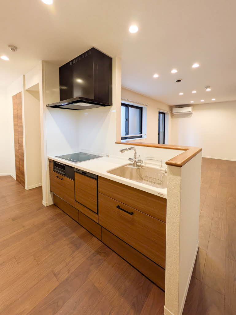 アリスティオ　国立 201号-5