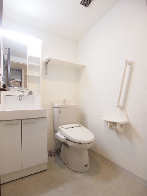 グランメール東新宿 303号-7