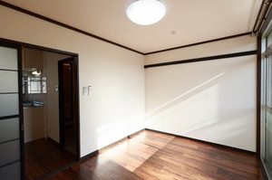 コーポ石塚 202号-3