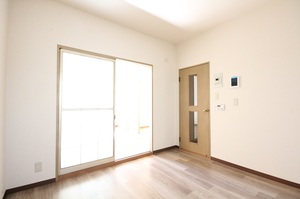 ヴェルドール港南台 105号-3