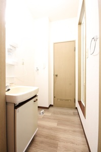 ヴェルドール港南台 105号-8