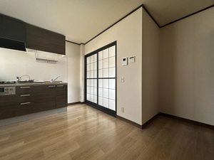 サニーコートサカウエ 103号-2