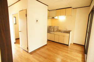 ジュネス伊勢山　Ⅱ 105号-4