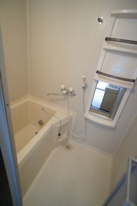 ジュネス伊勢山　Ⅱ 105号-6