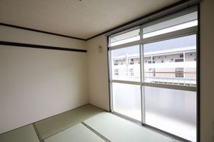 グリ-ンヴィレッヂ 201号-3