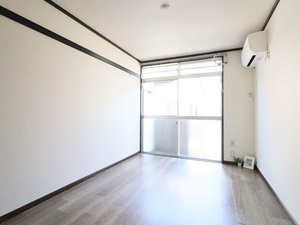 ハイツ・リヴェ―ル 202号-6