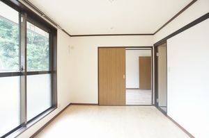 コスモ市川 202号-8